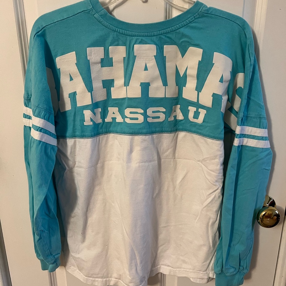 Nassau Bahamas Long Sleeve T-shirt